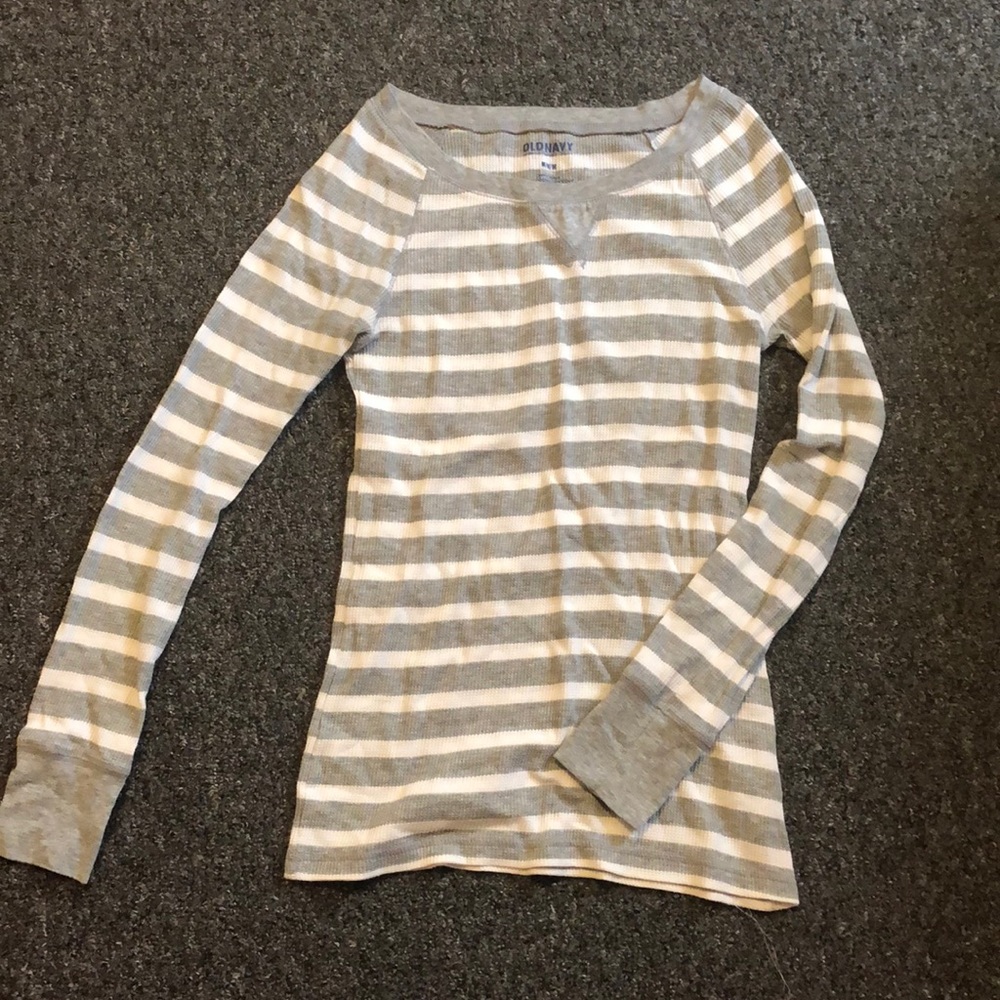 Size M long sleeved Old Navy Henley